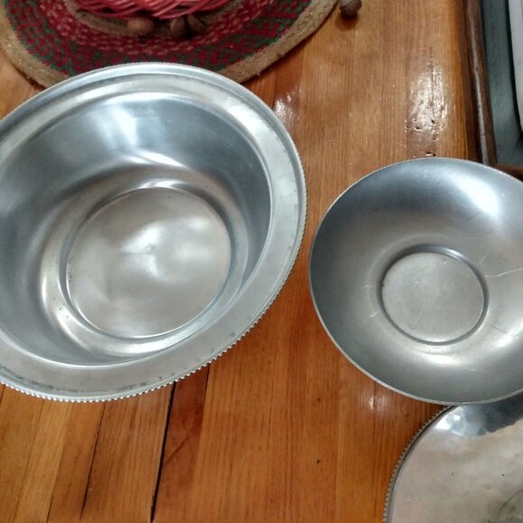 2 Vintage Silver Aluminum BW Buenilum Covered Casserole Dishes Mid Century - Picture 6 of 8
